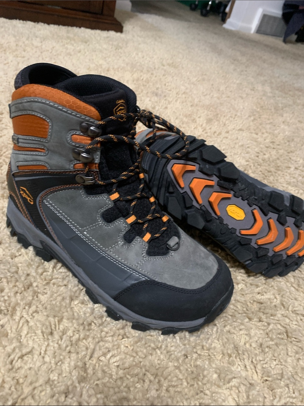 Vibram Gray and Orange Men's Trail Boots